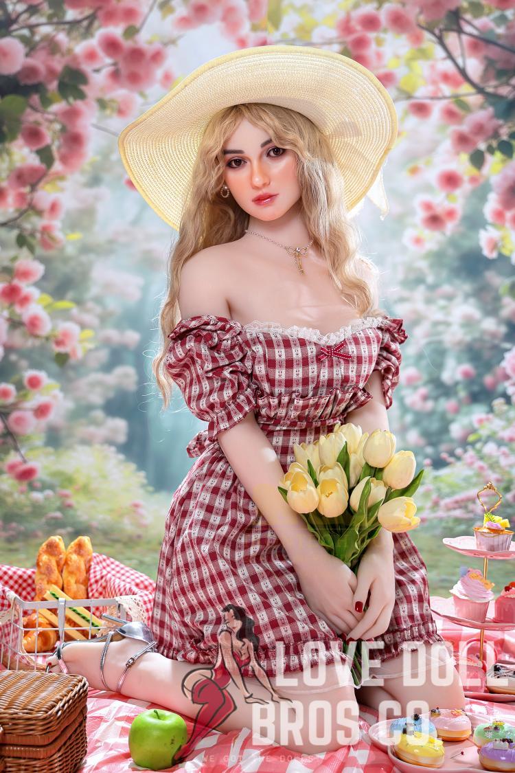 FELICITY 162CM