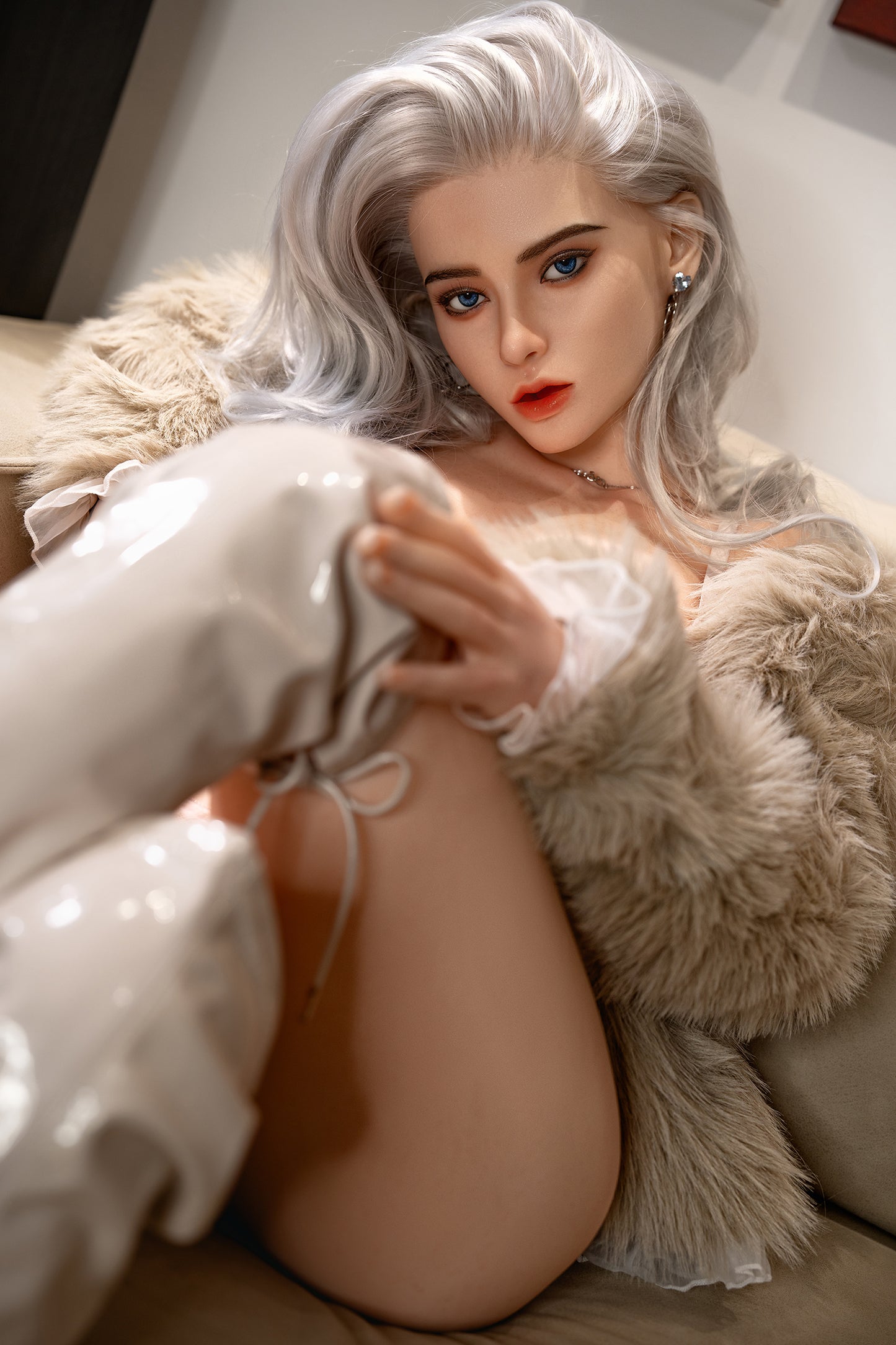 164cm/5ft5 D-cup Silicone Head Sex Doll – Xia [In Stock | US Only]