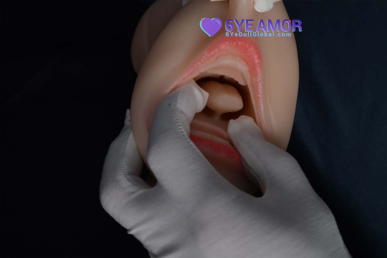 10cm (3.9") Blowjob Mouth with Teeth Masturbator ( Model# LY0011)