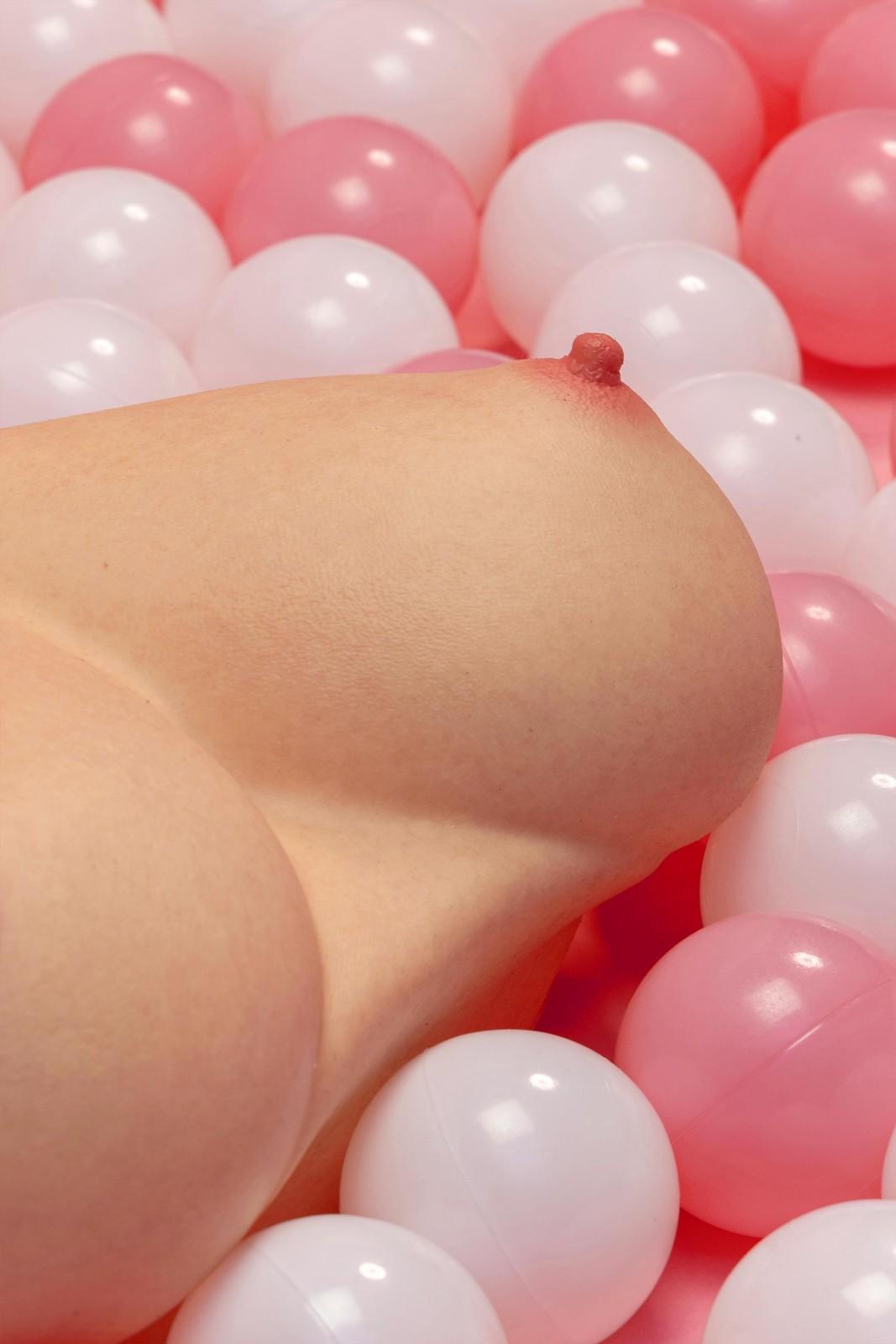 Erovenus 22cm (8.7") LoveNestle Series Jiggly Breast Silicone Doll - Muse I