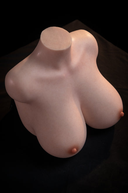 Erovenus 29cm (11.4") LoveNestle Series Nipple Clipper Silicone Maturbator - Muse II