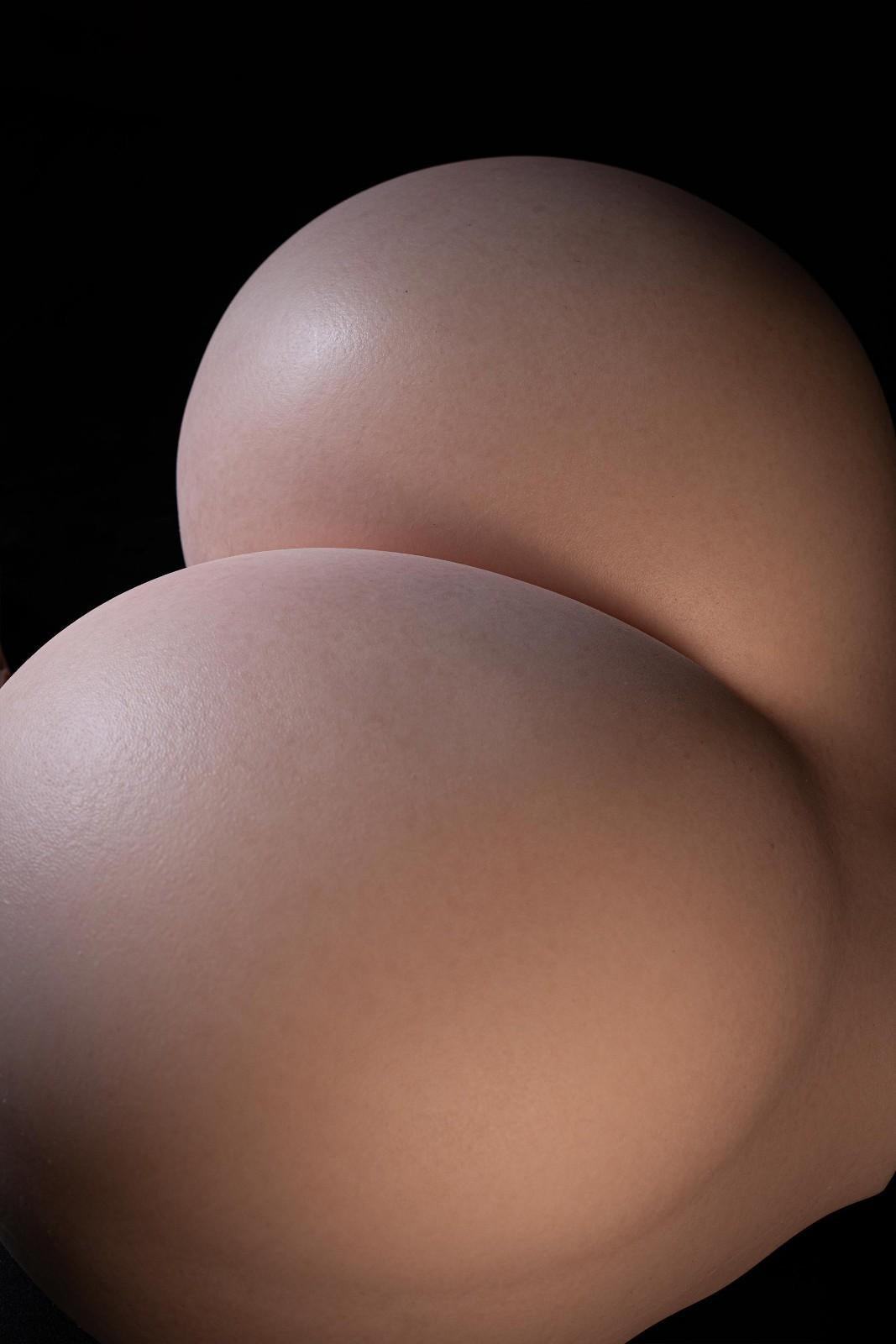 Erovenus 30cm (11.8") LoveNestle Series Mega Big Booty Silicone Doll - Mia
