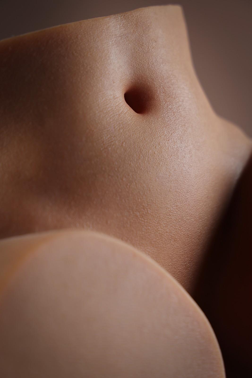 Erovenus Erovenus LoveNestle - Bubble Butt Silicone Torso Tan Skin - Lucy - In Stock