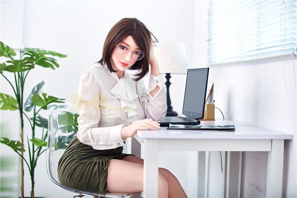 IronTech 159cm (5ft2') Sexytary Workaholic Asian Love Doll - Mariko