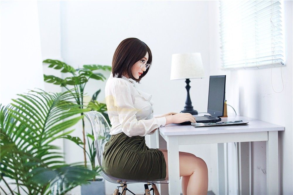 IronTech 159cm (5ft2') Sexytary Workaholic Asian Love Doll - Mariko